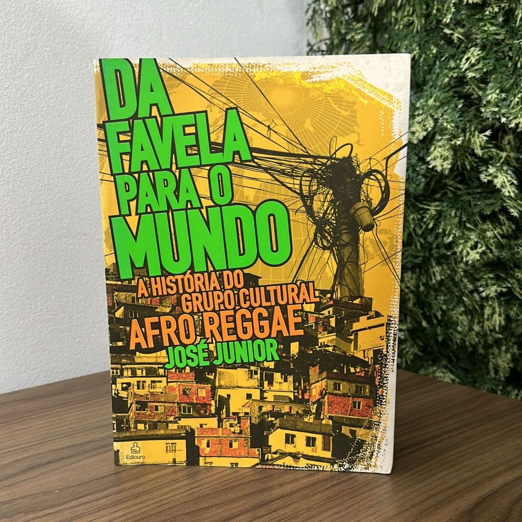 Da Favela para o Mundo / José Junior