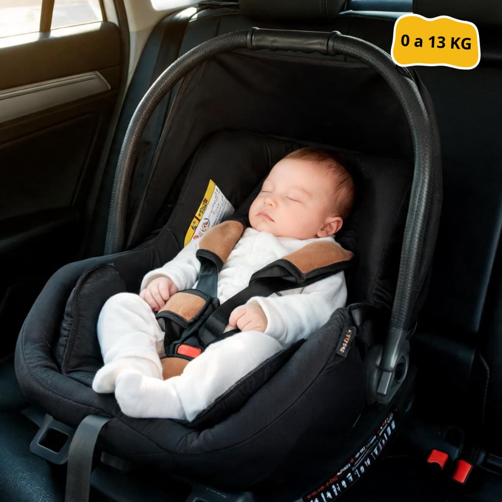 Bebê Conforto Bolt Tutti Baby Cadeirinha Para Carro Infantil 0 a 13 KG Cinto 3 Pontos Preto com Detalhes em Couro