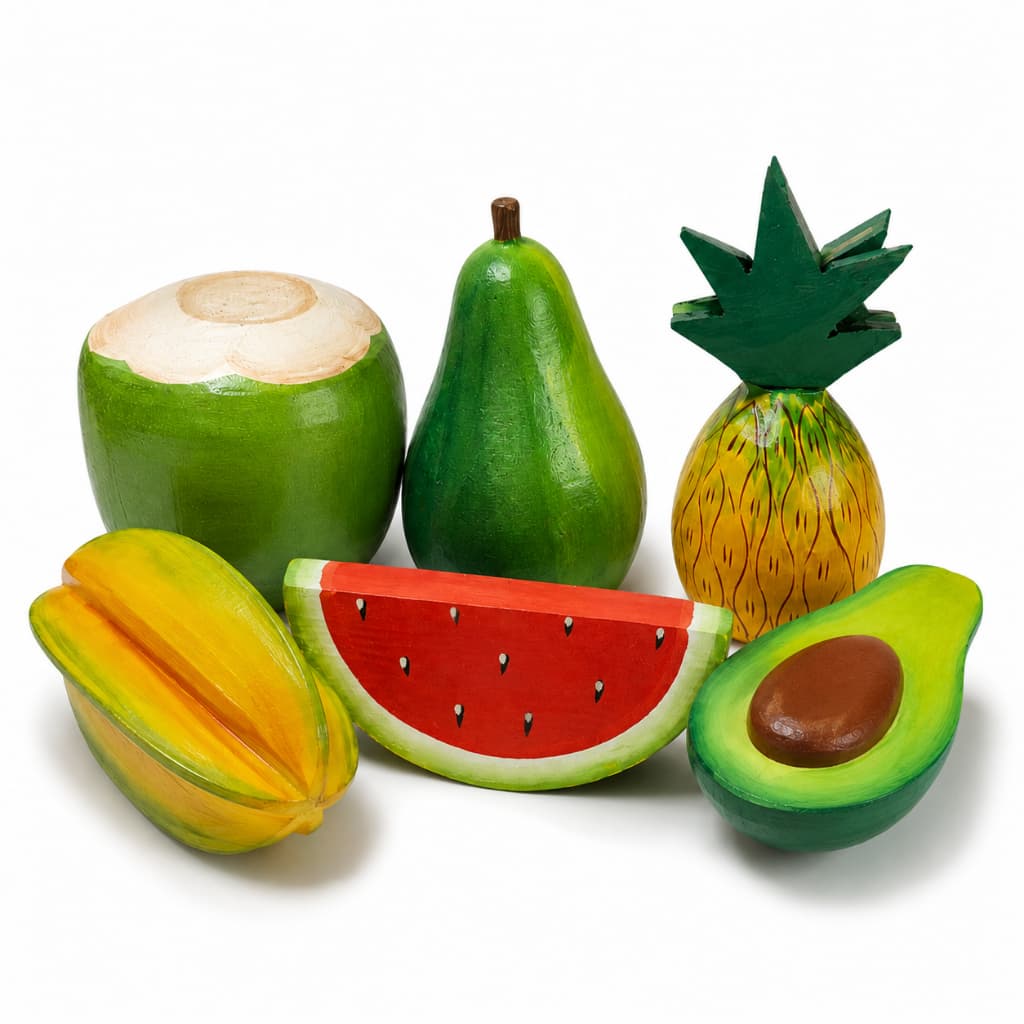 Kit 6 Frutas de Madeira Em Tons de Verde Artesanato Para Decoração Feitos a Mão