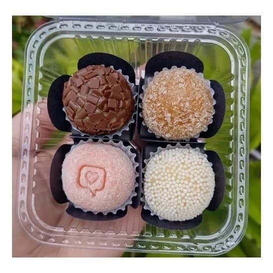 50~200 Unidades de Embalagem Quadrado Para Doces Brigadeiro Bolo de Colher e Sobremesa 4 Doces /PET Transparente
