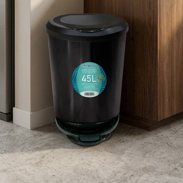 Lixeira Arqplast 45L Preta - Sistema de Pedal, Tampa Basculante e Base Reforçada