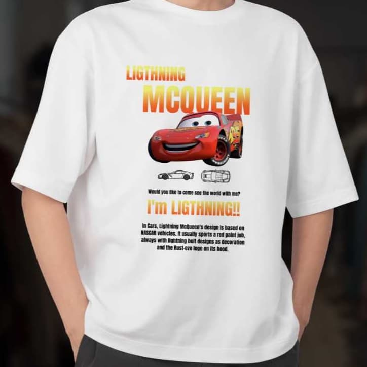 Camiseta Carro de Corrida Vermelho Estampada – Camisa Streetwear Unissex Estilo Cartoon