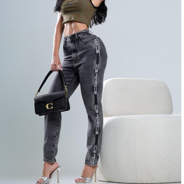 Calça Feminina Premium Veste Bem Acinturada MOM e SKINNY