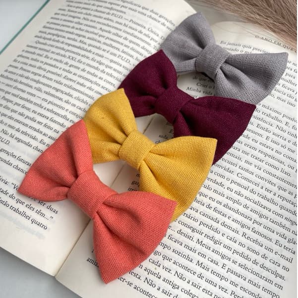 Laço de linho,kit de linho para meninas,com 4laços cores disponíveis personalizesua escolha,laços na presilha cor outono