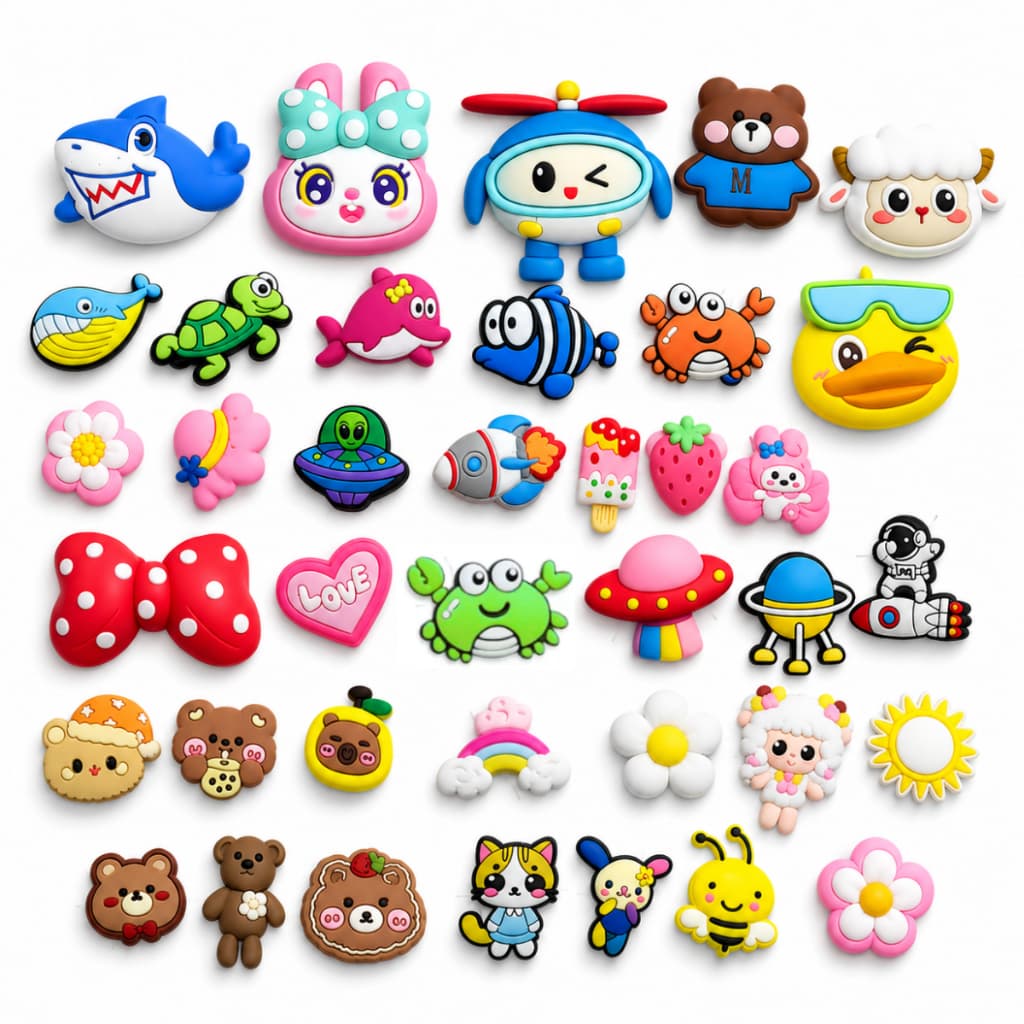 Kit 6 Charm Decorativo Infantil para Babuche Sandália Emborrachada Botton Crok Sapato Menino Meninas