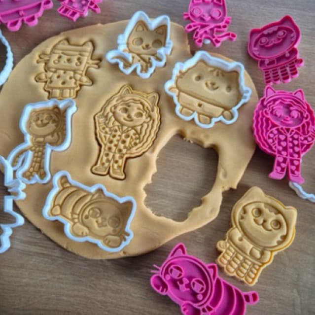 kit 7 Cortador de Biscoitos Casa Mágica da Gabi – Kit para Biscoitos Decorados