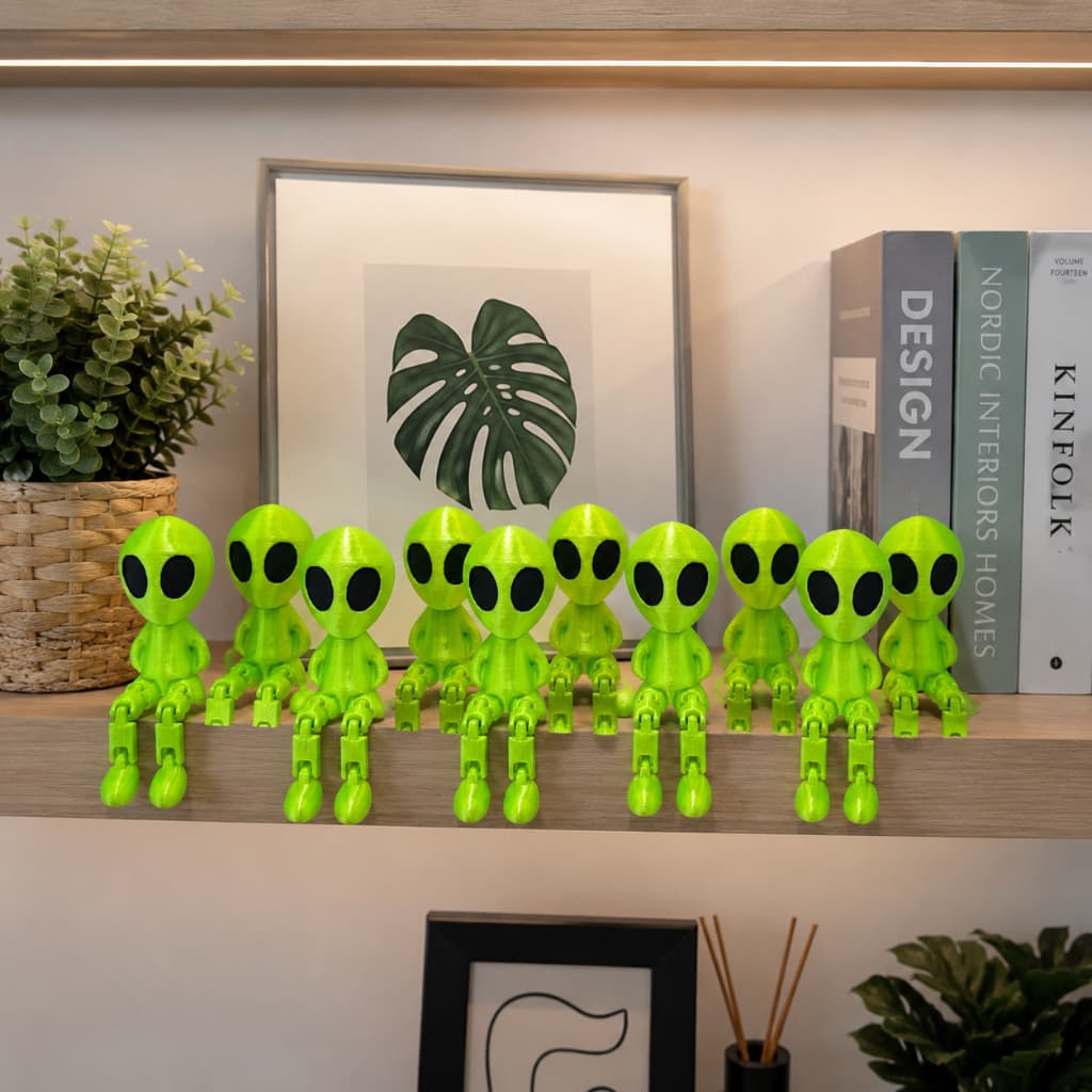 kit 10X Boneco Alien Sentado com Pernas  Articuladas  Decoração ET Alienígena Fofo verde Olhos Preto