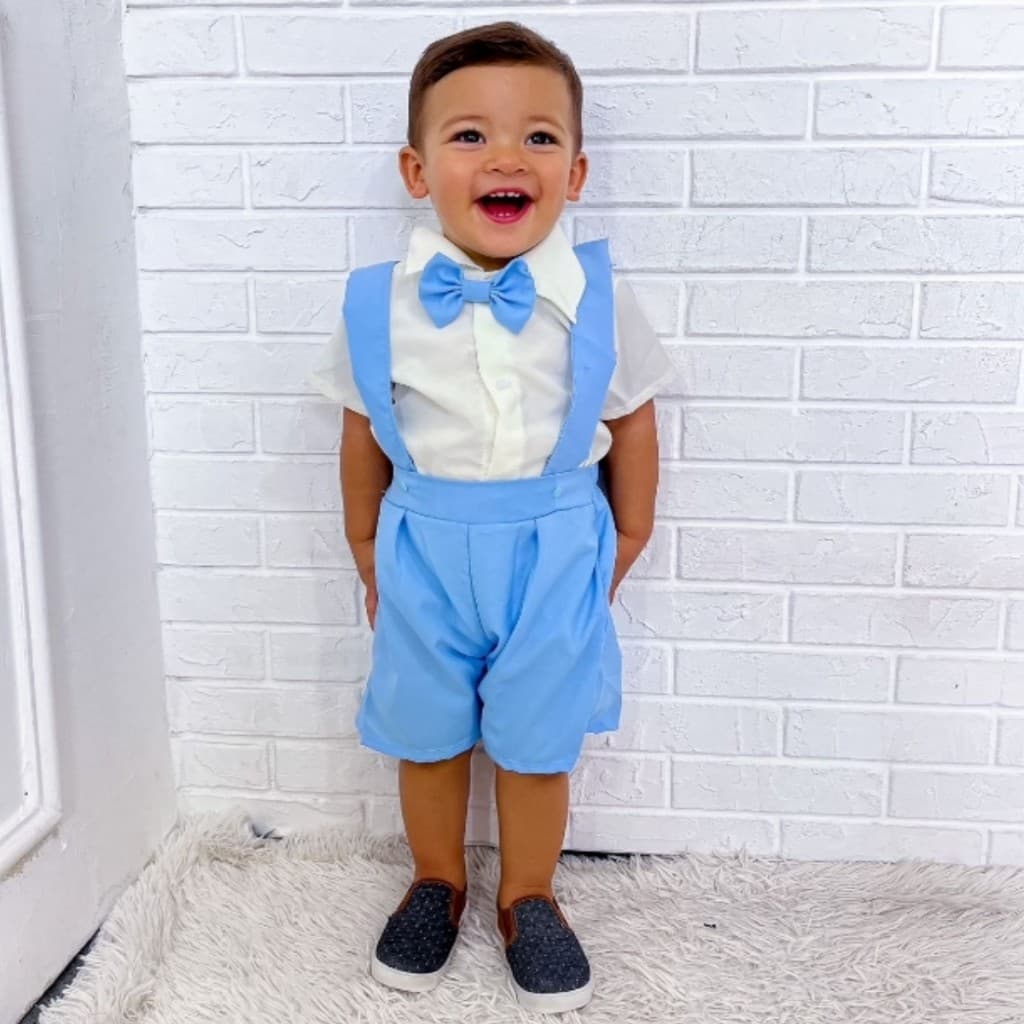 Conjunto Camisa, Shorts com Suspensório e Gravata Azul Celeste Branco Social Casamento Batizado Natal