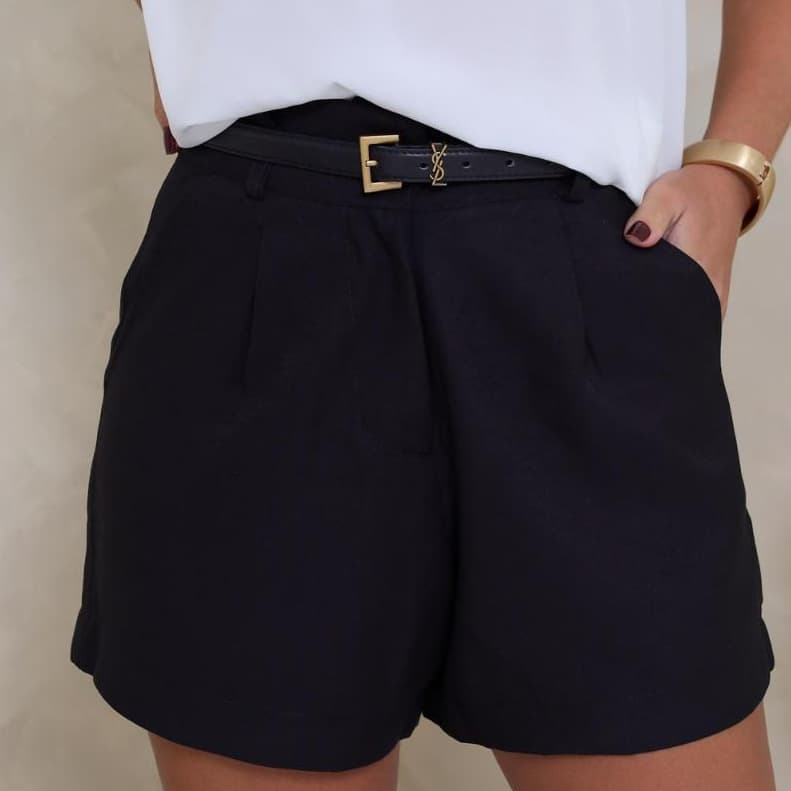 Short Feminino Alfaiataria Cintura Alta C/ Bolsos (Nao acompanha cinto)
