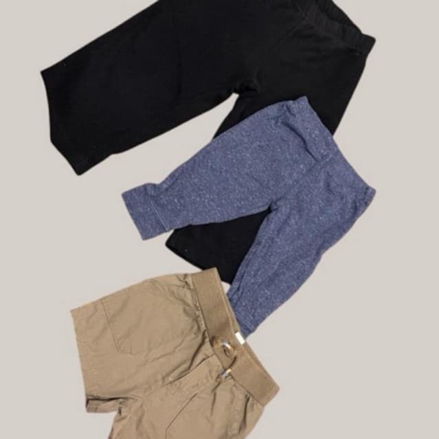 Kit Roupa Bebê Carter’s Brechó 3 Peças | Calça e Bermuda | 3 a 18 Meses | Ótimo Estado