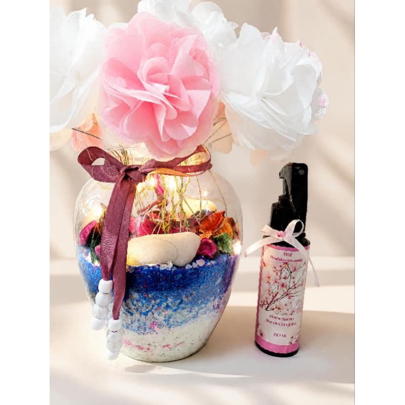 VASO DE FLORES COM LED,  FEITA DE TNT PERFUMADAS