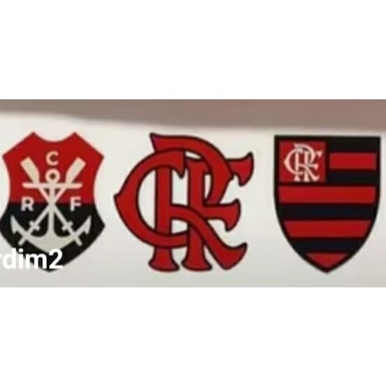 Trio de escudos do Flamengo.