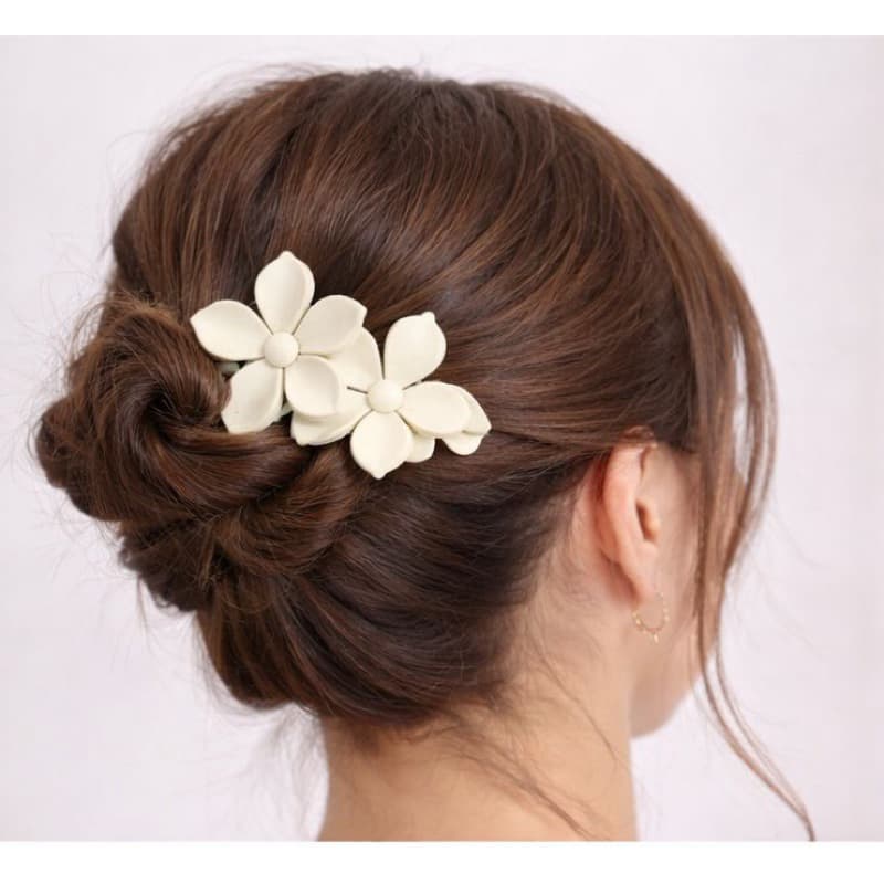 Piranha de Cabelo Flor Dupla Elegante Presilha Feminina