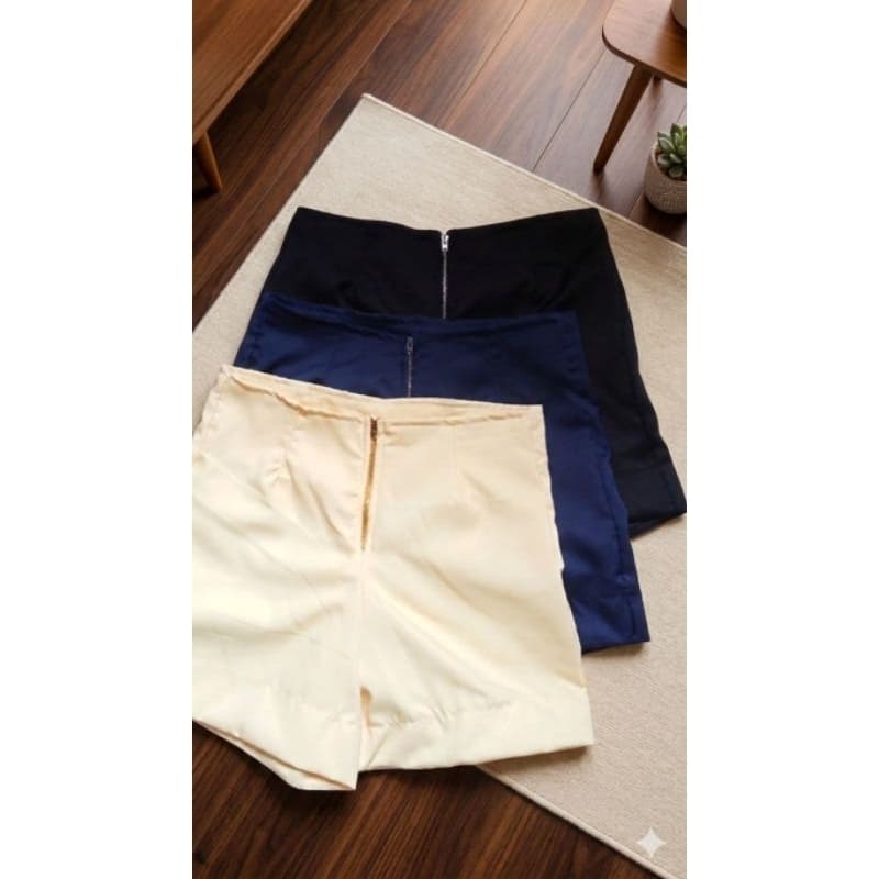 Kit com 3 Shorts Alfaiataria Cintura Alta Feminino Com Bolso