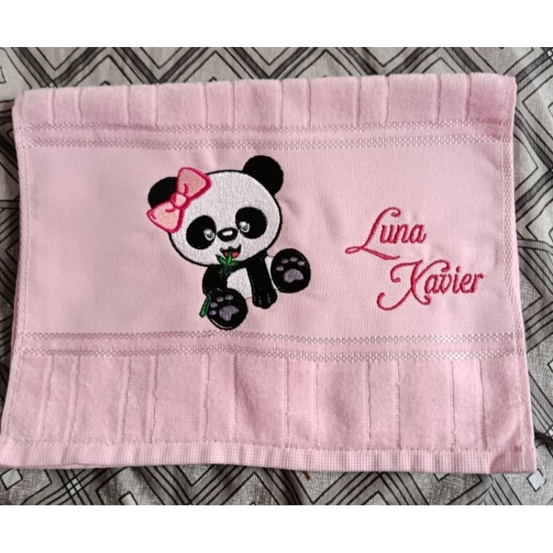 Toalhinha Lavabo de mão Personalizada Bordada 30x45cm Panda