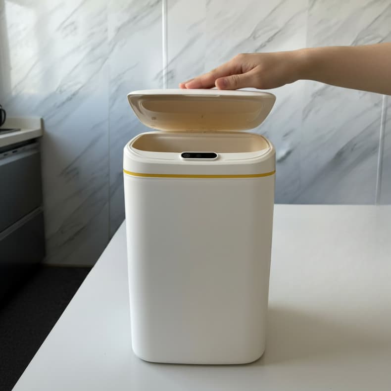 Lixeira Inteligente  Branca com Sensor Automático – 16 Litros | Recarregável