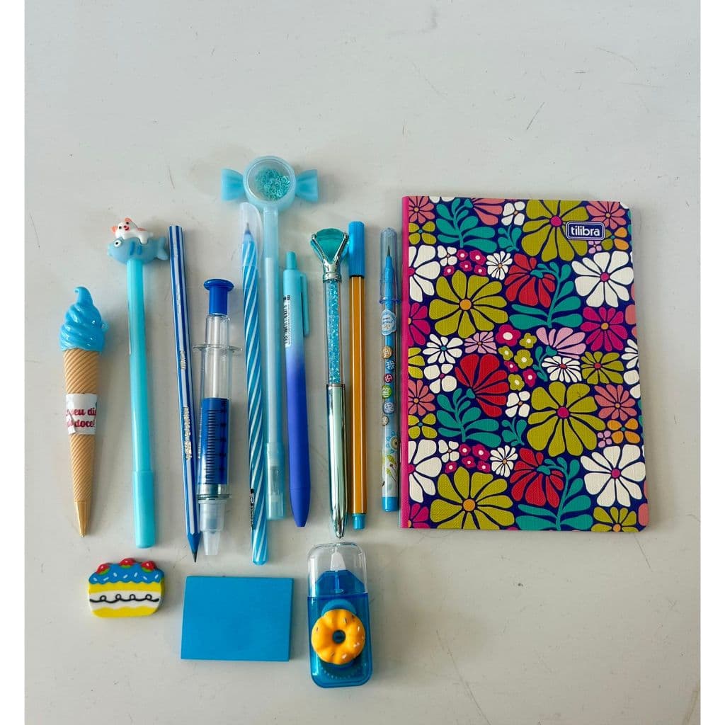 Kit Estojo 15Pçs Marcas Tilibra Completo Canetas Lápis Grafiti Fita Corretiva Caderneta Papelaria Fofa
