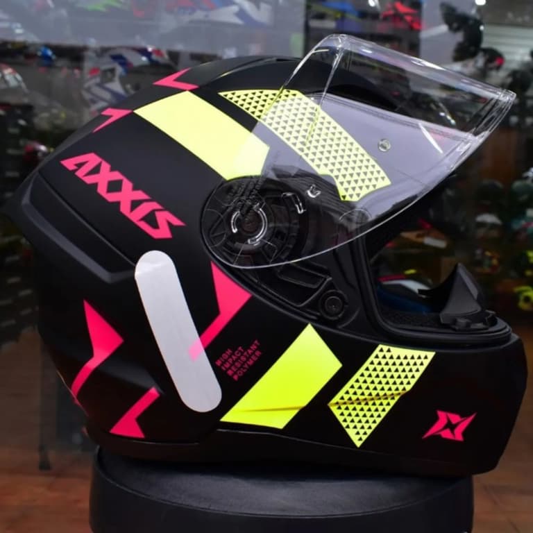 CAPACETE AXXIS SEGMENT SQUAME PRETO FOSCO ROSA AMARELO FLUOR C/ VISEIRA CRISTAL ORIGINAL + NARIGUEIRA