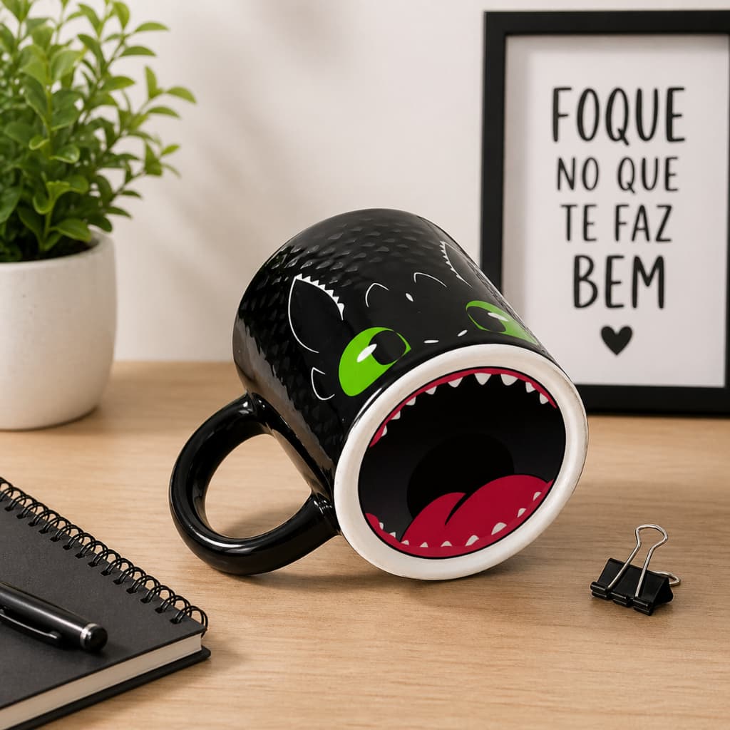 Caneca Porcelana Personagem Banguela Decoração Cozinha Café Chá 325ml