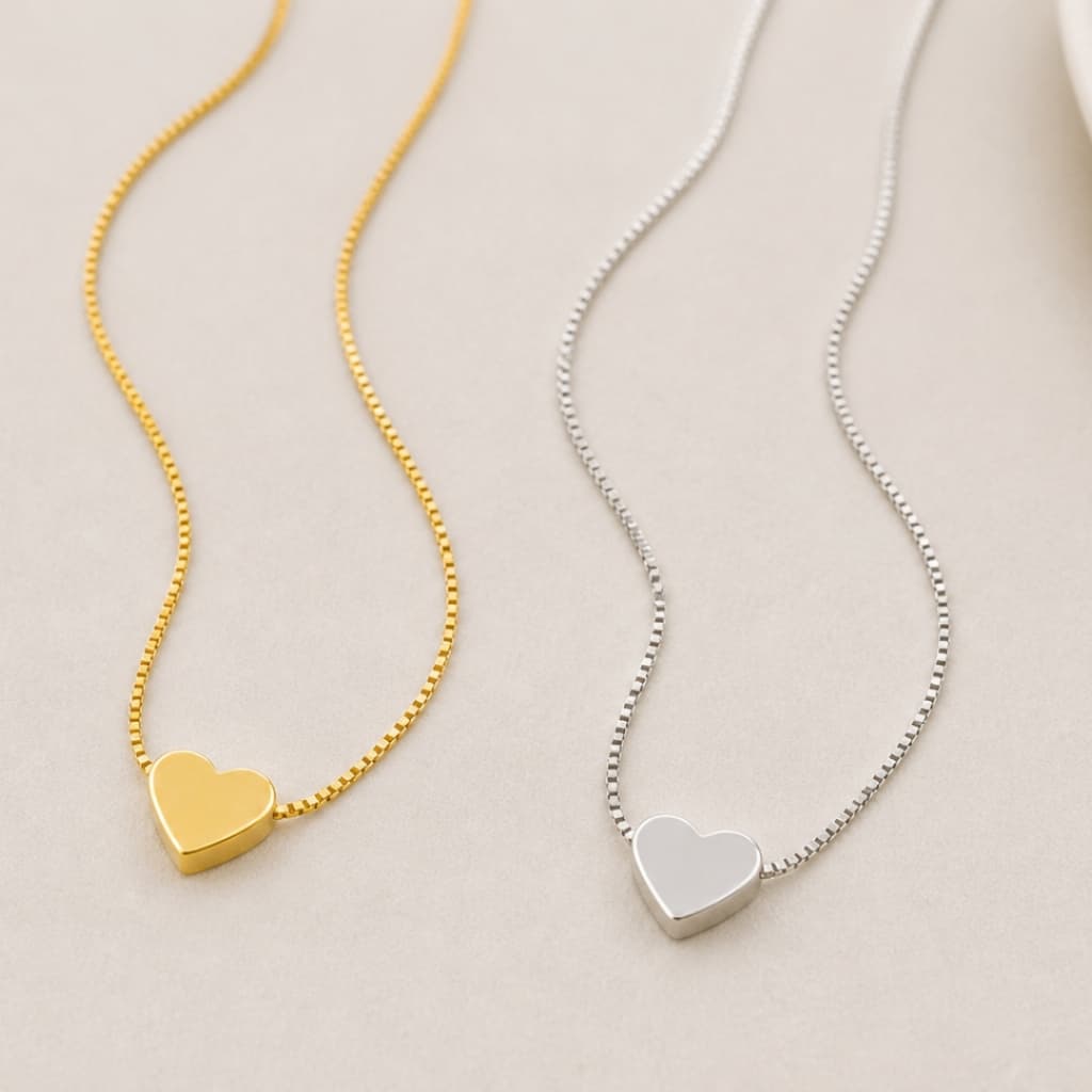 [SEMIJOIA]Colar Coração Liso Banhado Ouro 18K e Prata 925 | Delicado Feminino Ajustável