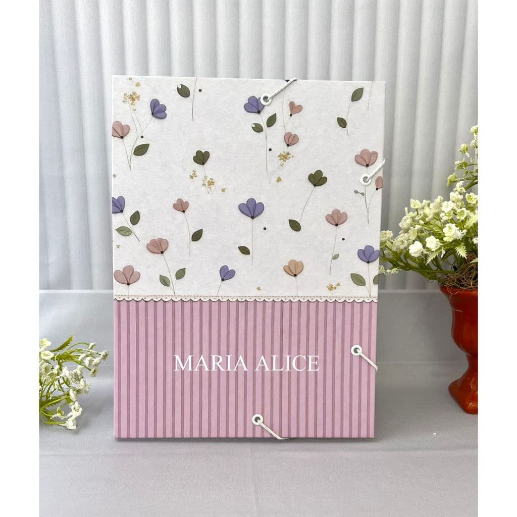 Pasta semi cartonada / Personalizada com nome/ capa dura / tam(20x18x2,5)