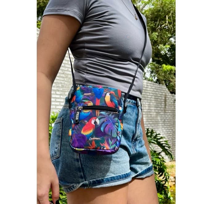 Bolsa Transversal Pequena Estampada Prática e Moderna