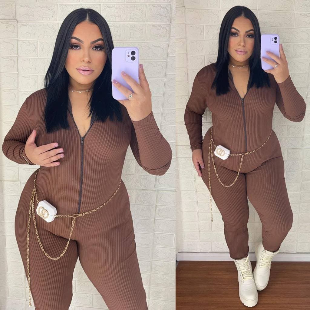 Macacão Feminino em Canelado Power 3D Plus Size da Faixa Rosa