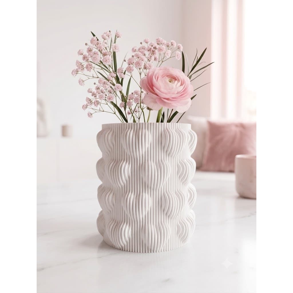 Vaso Decorativo Moderno Design Corações em Relevo – Elegância e Estilo para seu Lar 💖✨