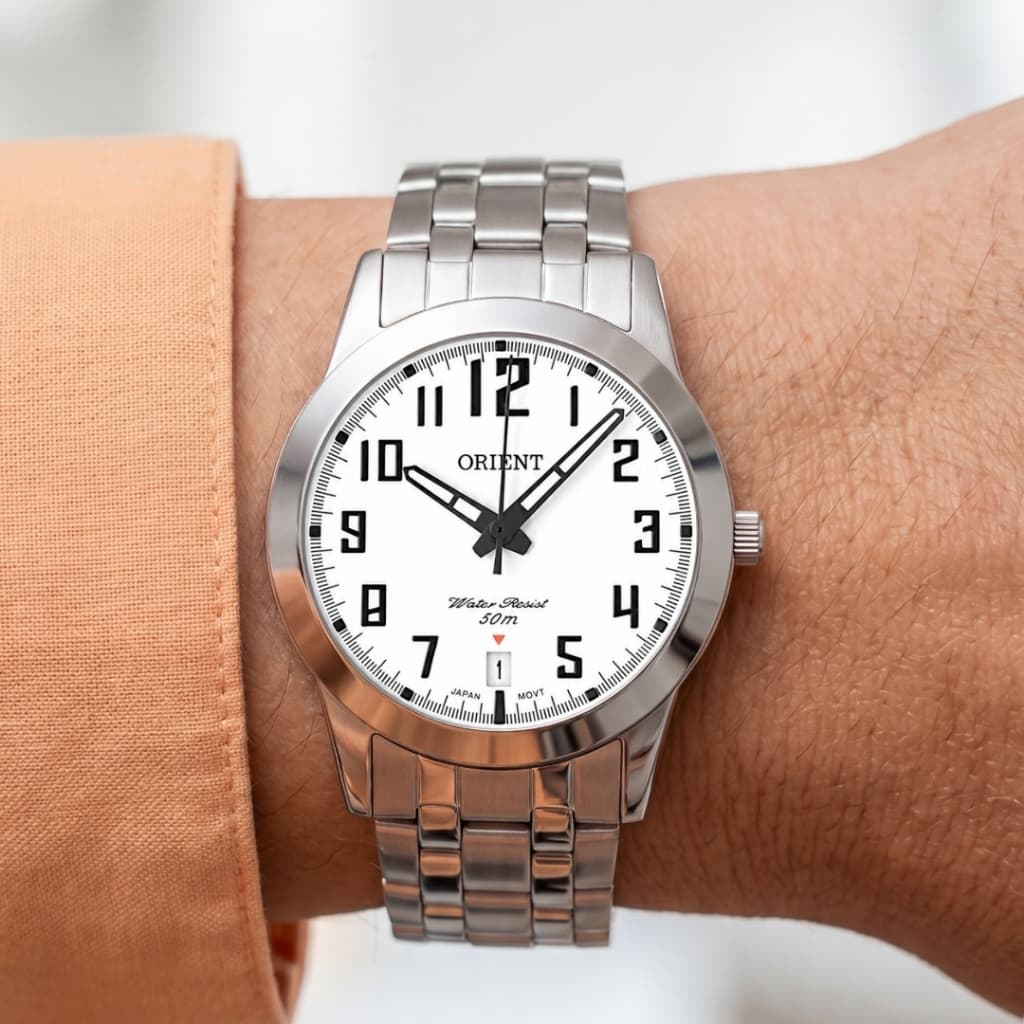 Relógio Feminino Orient Pequeno De Pulso Analógico Quartz Com Numeração Completa Prata Em Aço Inoxidável Original