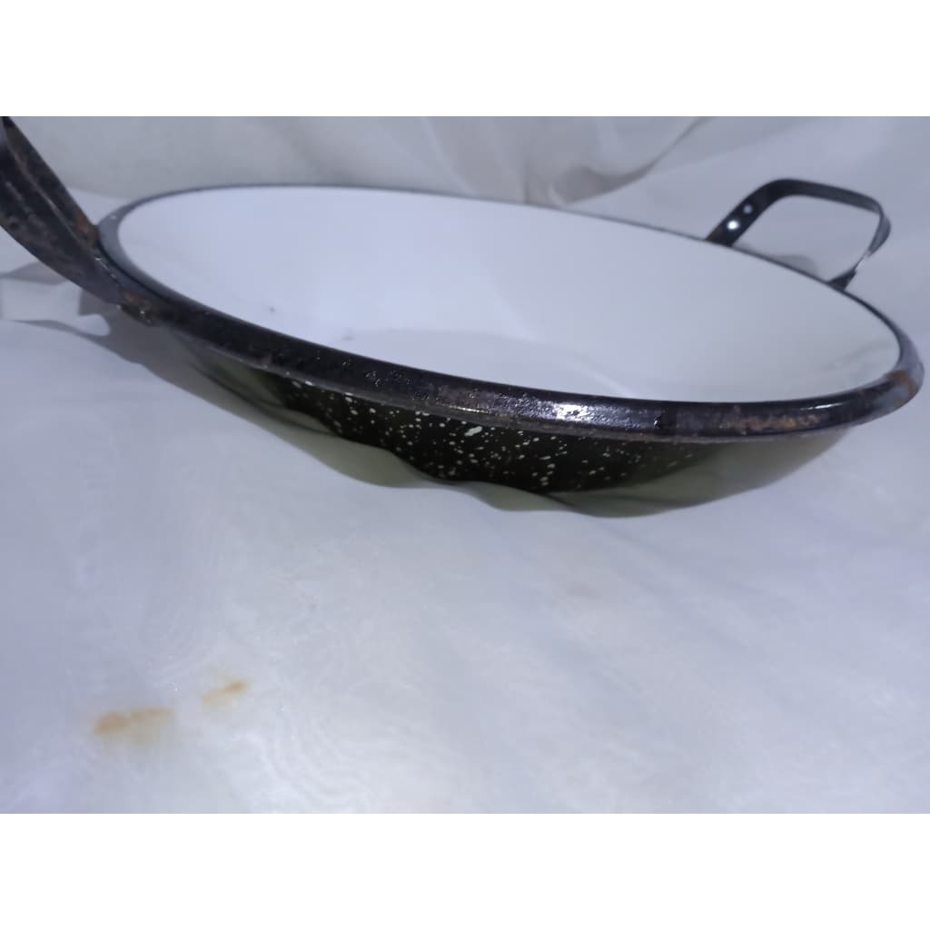 Tacho Esmaltado Usado 2 litros 31cm / Ler Descrição