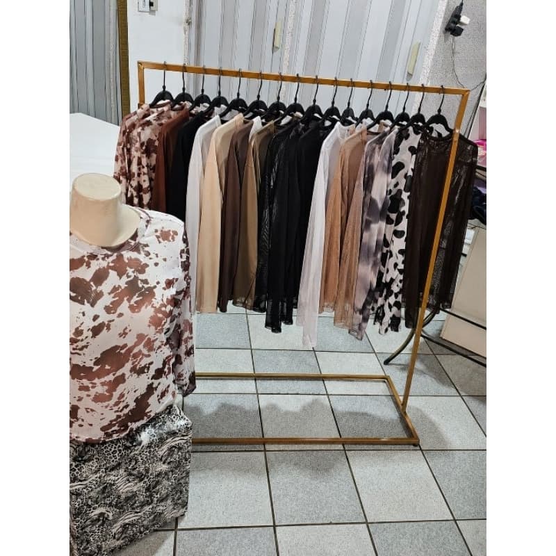 Arara de roupa ilha de centro