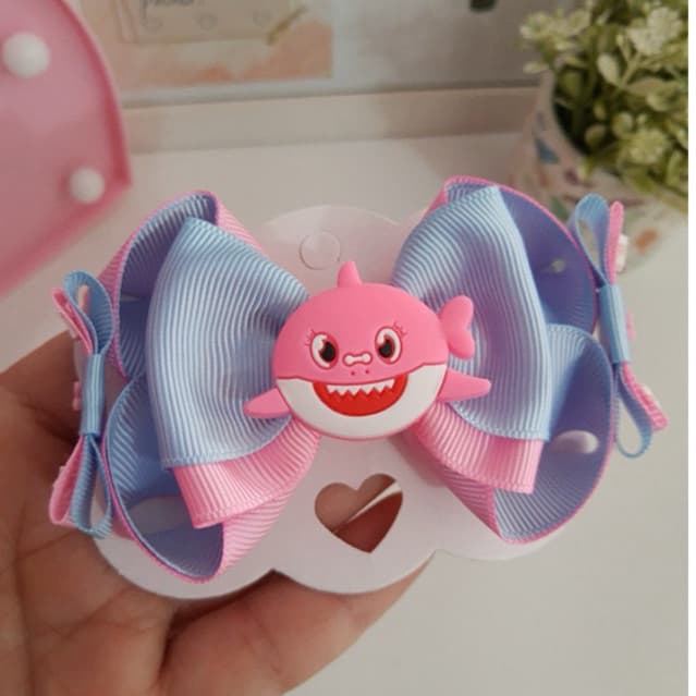 Laço infantil tubarão rosa