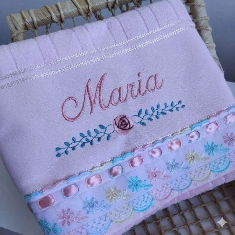 Toalha de banho marca dohler 70cmx 1,40cm, personalizada para presente.