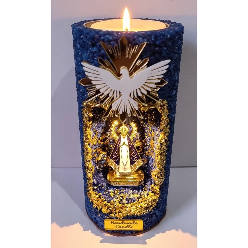 Vela Aromática Gruta da Luz – Inspirada em Nossa Senhora Aparecida. Com refil aromático