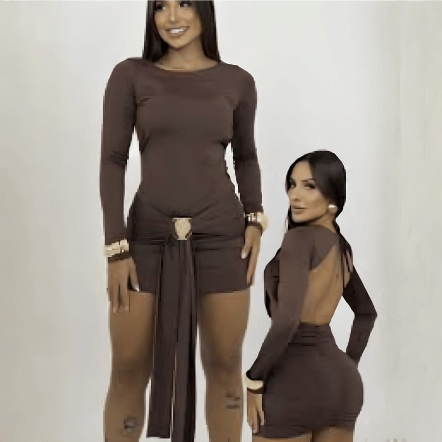 Vestido Angelina Curto, Colado, Manga Longa,  Costas Nua Moda Inverno