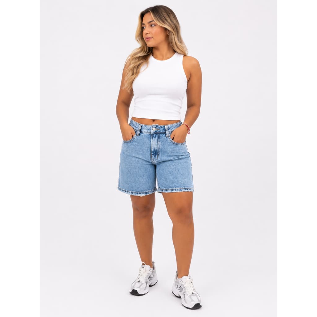 Bermuda Jeans Feminina Cintura Média Comfort Azul