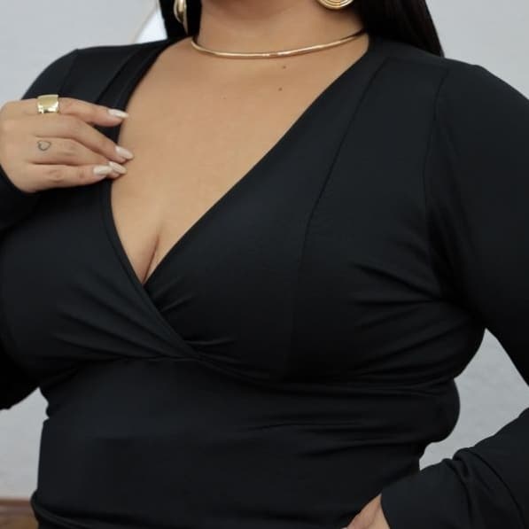Cropped Feminina Ajustável com Amarração manga longa