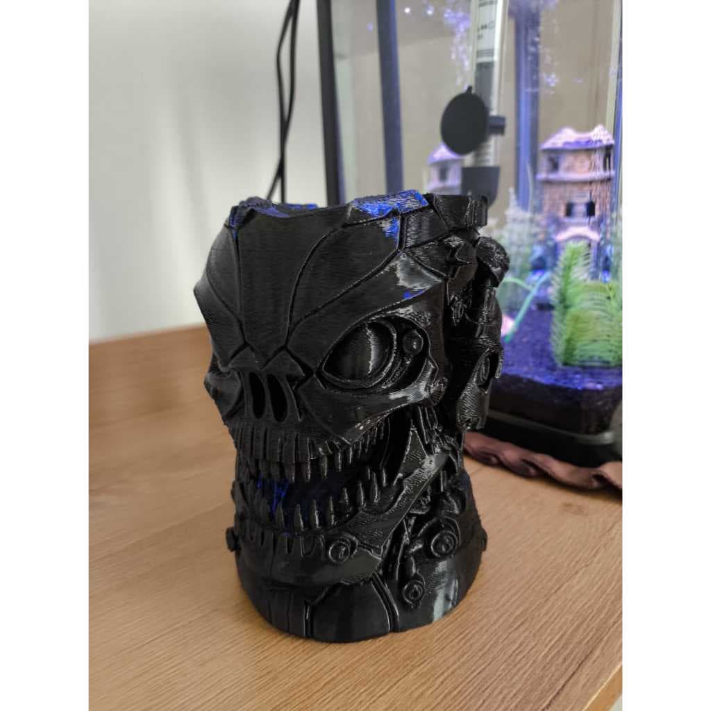 Suporte Lata Caveira 3D Impressão Gamer Decoração Mesa Porta Refrigerante Cerveja