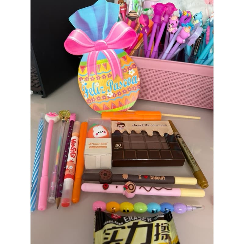 Kit Papelaria Fofa Páscoa Completo Infantil + Caderno Chocolate + Canetas Kawaii Presente Criativo Lembrancinha