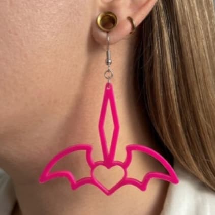 Brinco Bat Heart Style – Inspiração Draculaura Monster High (Impressão 3D)