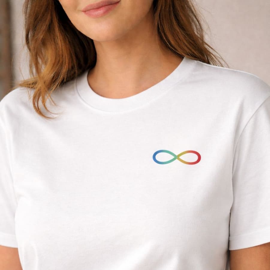 Tshirt Feminina Premium Autismo Símbolo do Infinito - Enquanto Existir Amor Não Haverá Diferenças