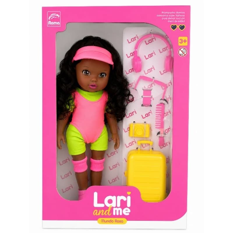 Boneca Lari and me Mundo Rosa.