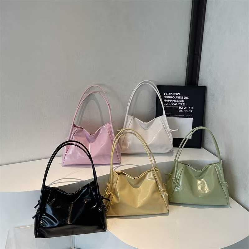 Bolsa Feminina media com alça de ombro