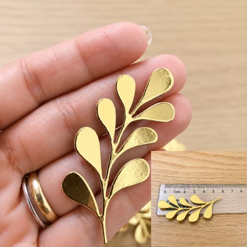 Aplique folha vazada Dourado | Raminhos | Aplique Galhos para Topo de Bolo | 20, 30 ou 50 Unidades