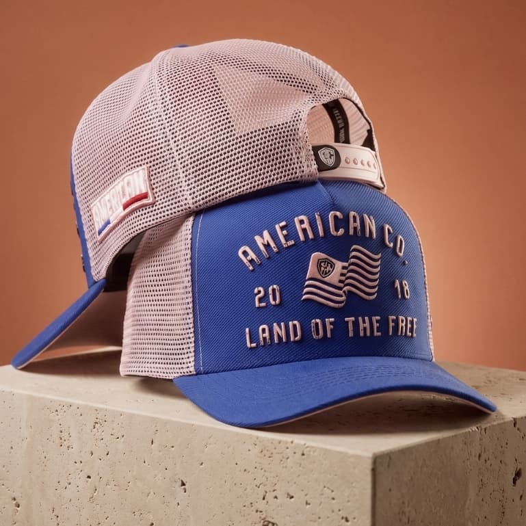 Boné Trucker Estilo Country Bordado American Co Land Of The Free Aba Curva Tela Respirável Ajustável Premium