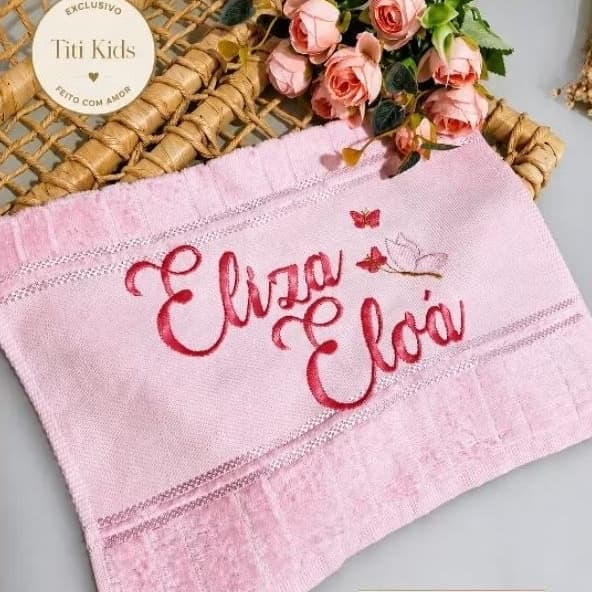 Toalha lavabo Toalha Escolar Personalizada só com nome bordado