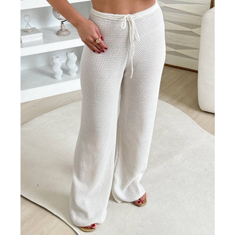 Calça Feminina Saída de Praia Tricot Luxo com Detalhe em Cordão com Ajuste