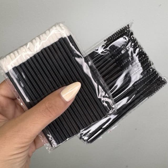 kit 50 Escovinha +50 Aplicador de gloss para Alongamento de Cilios sobrancelha preto
