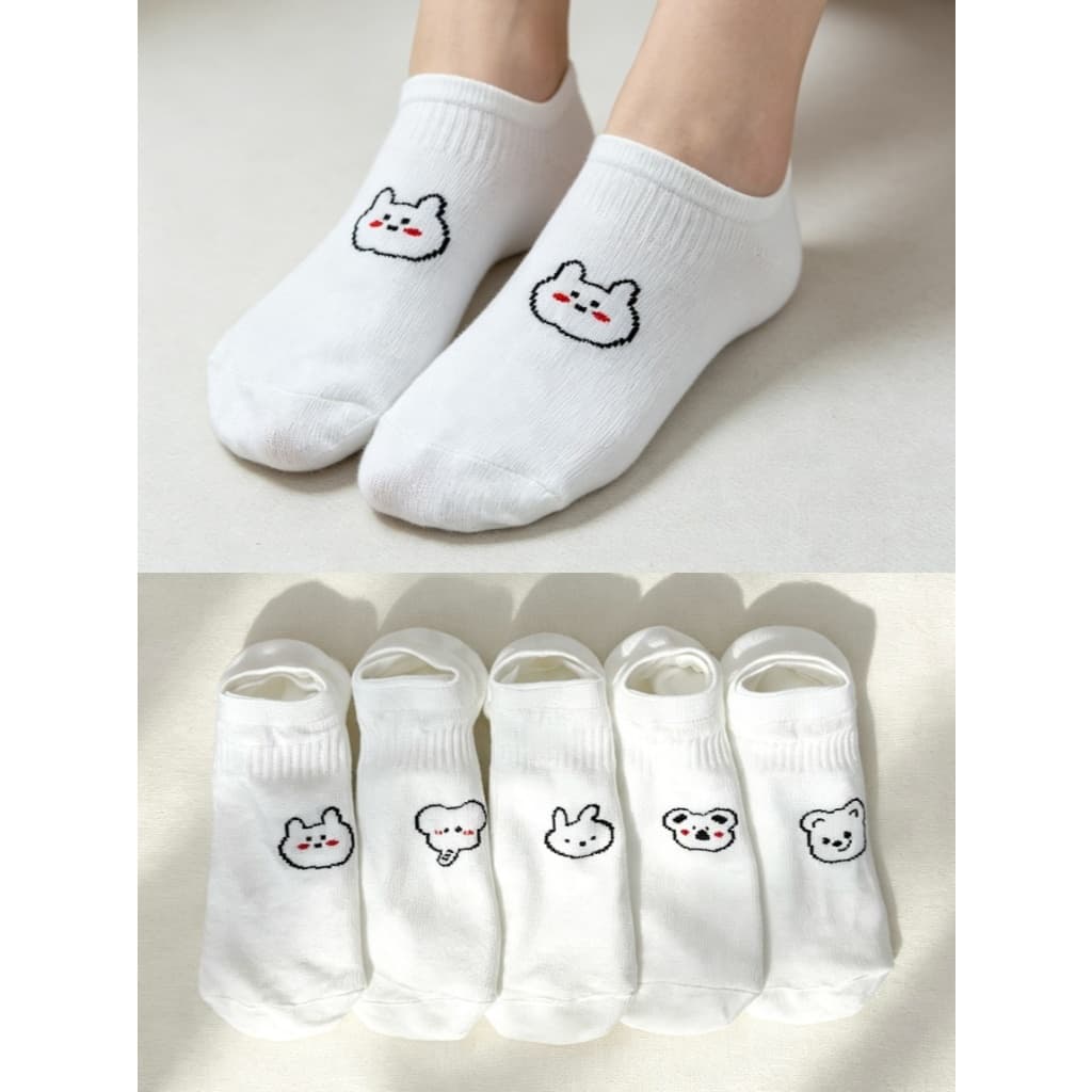 PACOTE COM 12 PARES DE MEIAS FEMININAS SOQUETE COM ESTAMPAS FOFAS PARA O DIA-A-DIA
