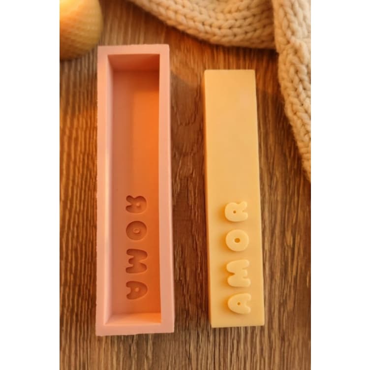 Forma de Silicone para Velas com Palavras